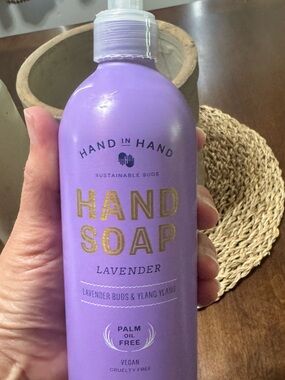Hand in Hand Lavender Hand Soap 10 oz – Palm Oil Free Vegan Soap